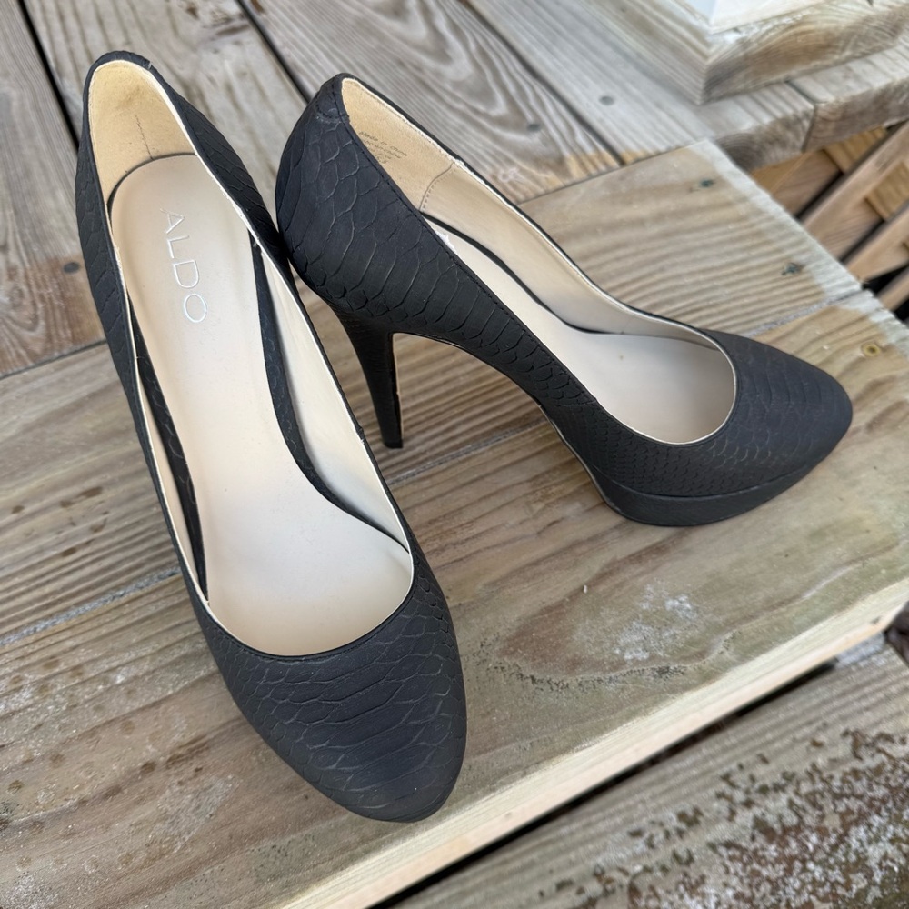 Aldo Stiletto Platform High Heels Black Pumps Size 8 Reptile Snakeskin Formal 8